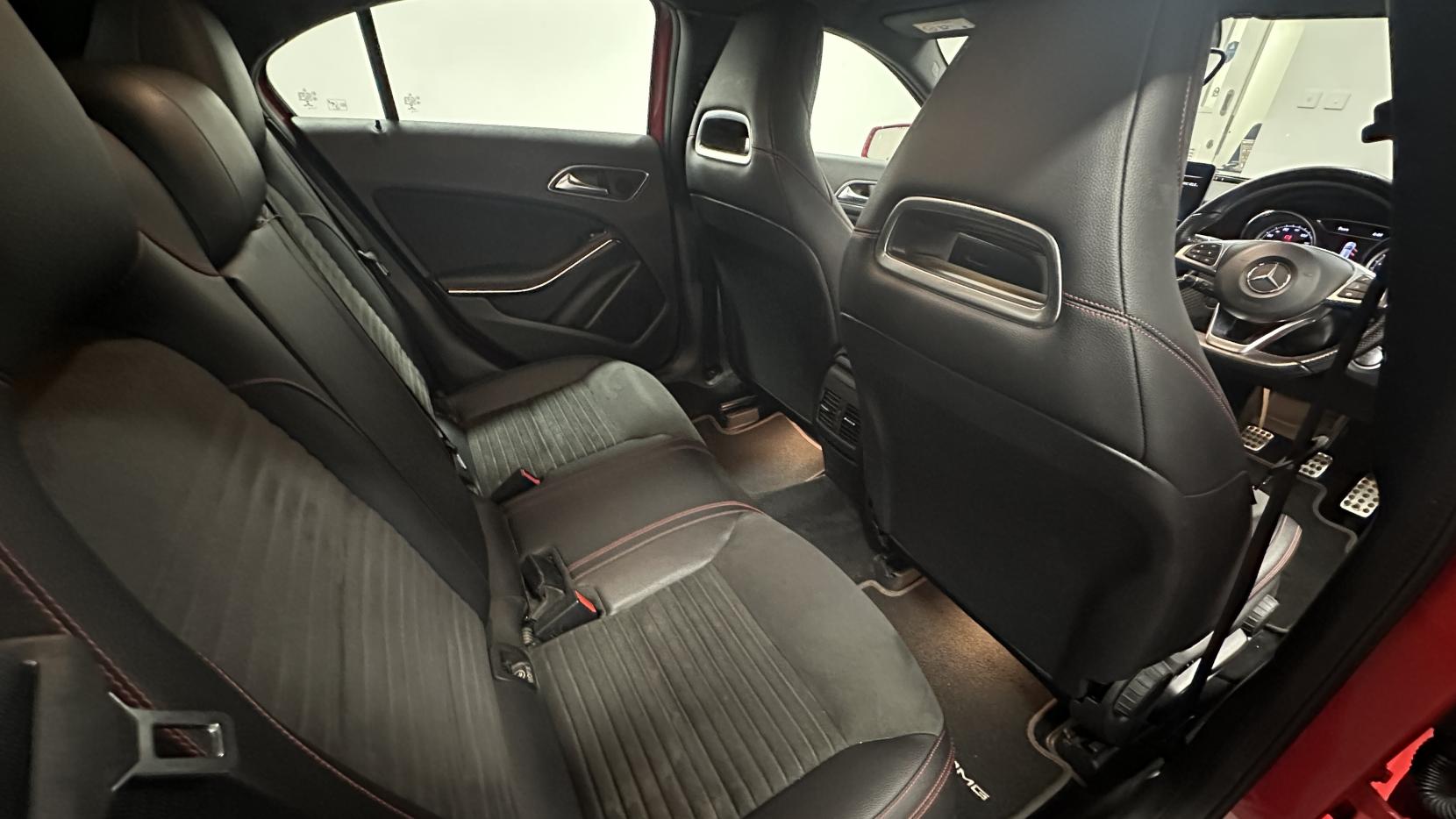 Mercedes-Benz A Class 1.6 A180 AMG Line (Executive) Hatchback 5dr Petrol Manual Euro 6 (s/s) (122 ps)