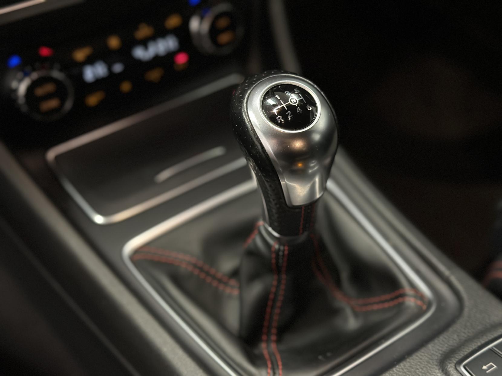 Mercedes-Benz A Class 1.6 A180 AMG Line (Executive) Hatchback 5dr Petrol Manual Euro 6 (s/s) (122 ps)