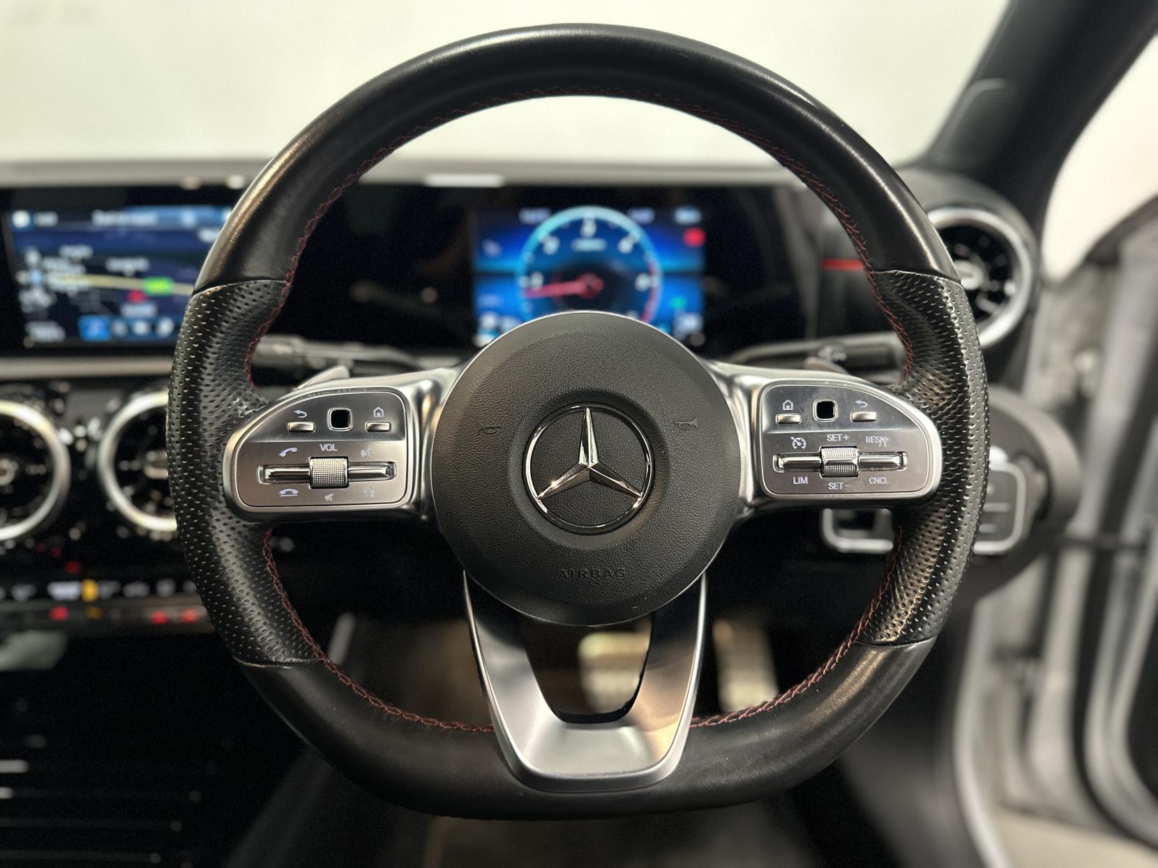 Mercedes-Benz A Class 2.0 A200d AMG Line Hatchback 5dr Diesel 8G-DCT Euro 6 (s/s) (150 ps)