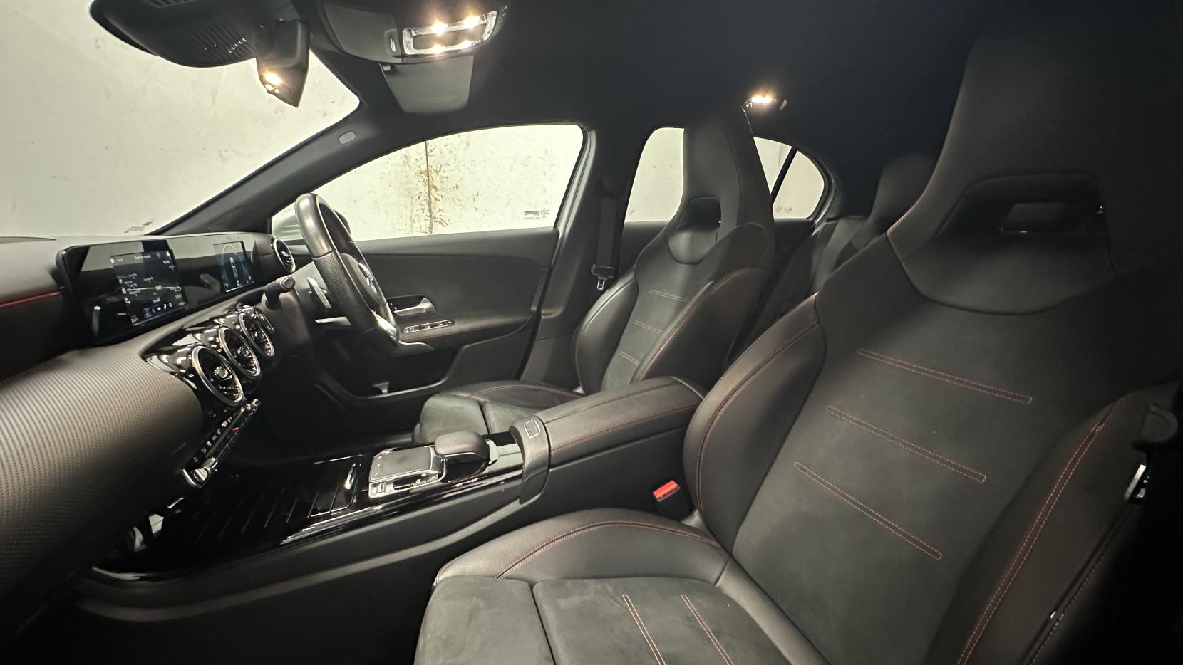 Mercedes-Benz A Class 2.0 A200d AMG Line Hatchback 5dr Diesel 8G-DCT Euro 6 (s/s) (150 ps)