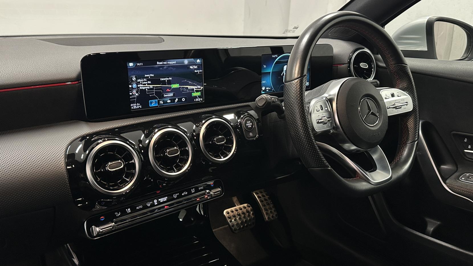 Mercedes-Benz A Class 2.0 A200d AMG Line Hatchback 5dr Diesel 8G-DCT Euro 6 (s/s) (150 ps)