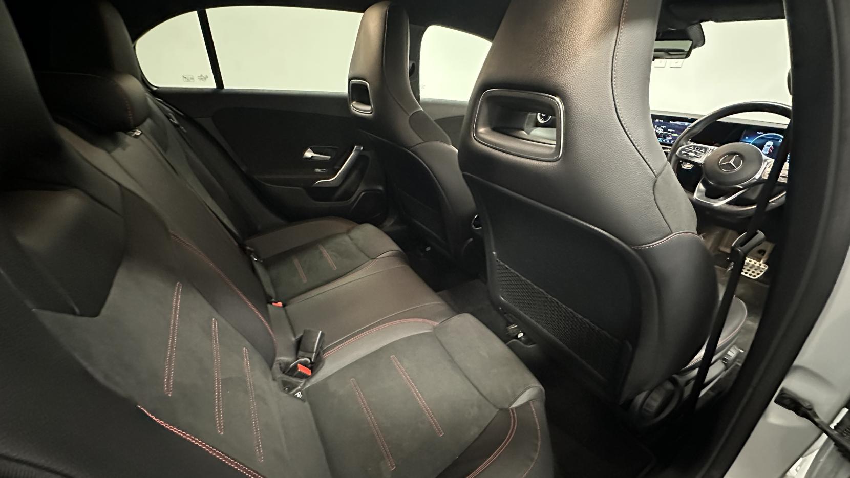 Mercedes-Benz A Class 2.0 A200d AMG Line Hatchback 5dr Diesel 8G-DCT Euro 6 (s/s) (150 ps)