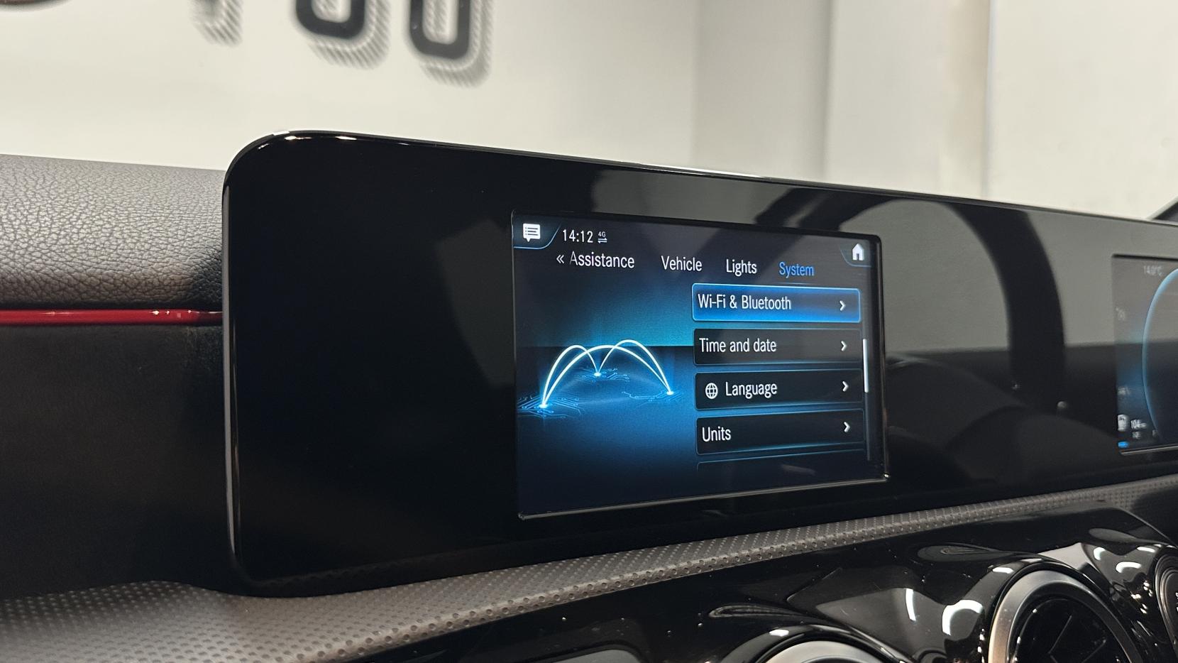 Mercedes-Benz A Class 2.0 A200d AMG Line Hatchback 5dr Diesel 8G-DCT Euro 6 (s/s) (150 ps)