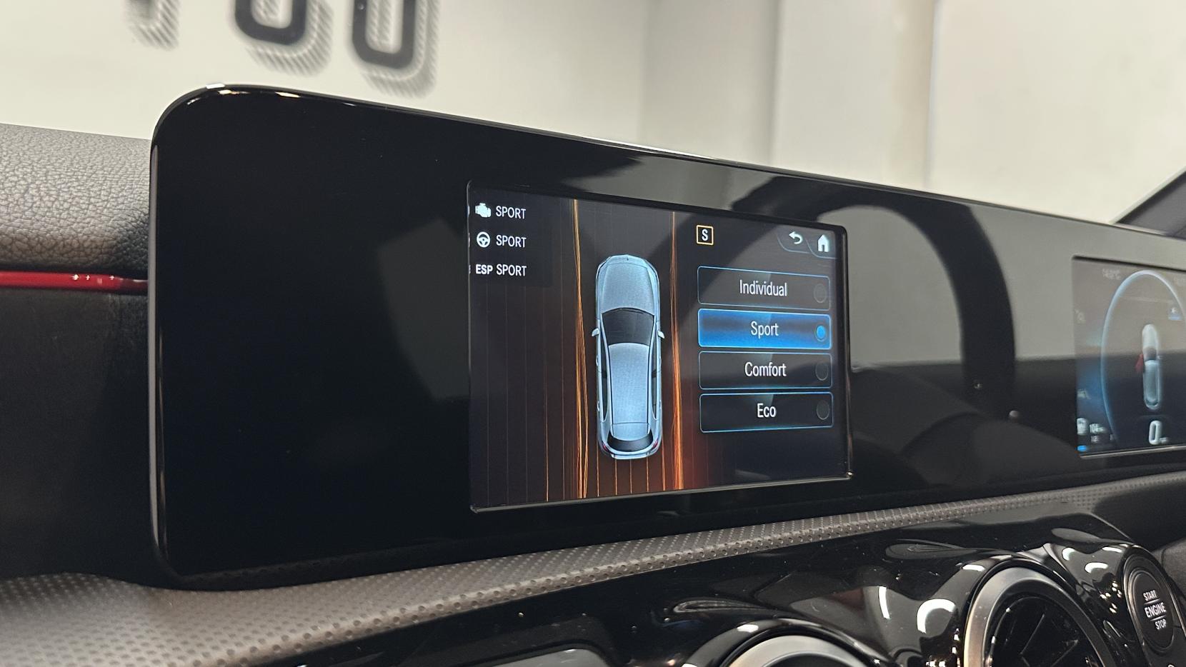 Mercedes-Benz A Class 2.0 A200d AMG Line Hatchback 5dr Diesel 8G-DCT Euro 6 (s/s) (150 ps)