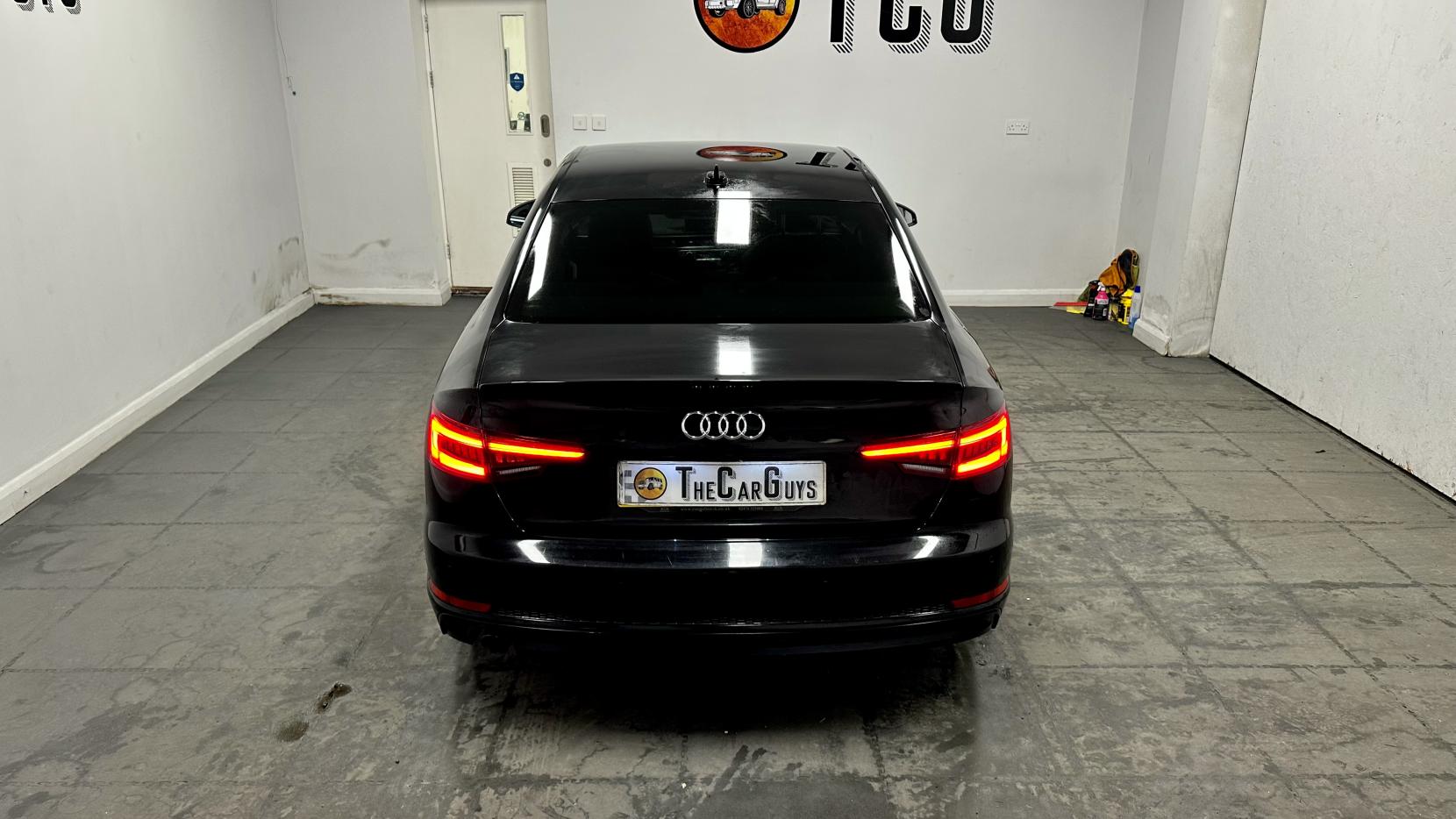 Audi A4 1.4 TFSI Black Edition Saloon 4dr Petrol Manual Euro 6 (s/s) (150 ps)