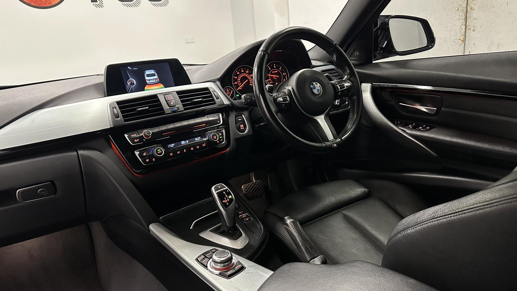 BMW 3 Series 2.0 320d M Sport Saloon 4dr Diesel Auto xDrive Euro 6 (s/s) (190 ps)