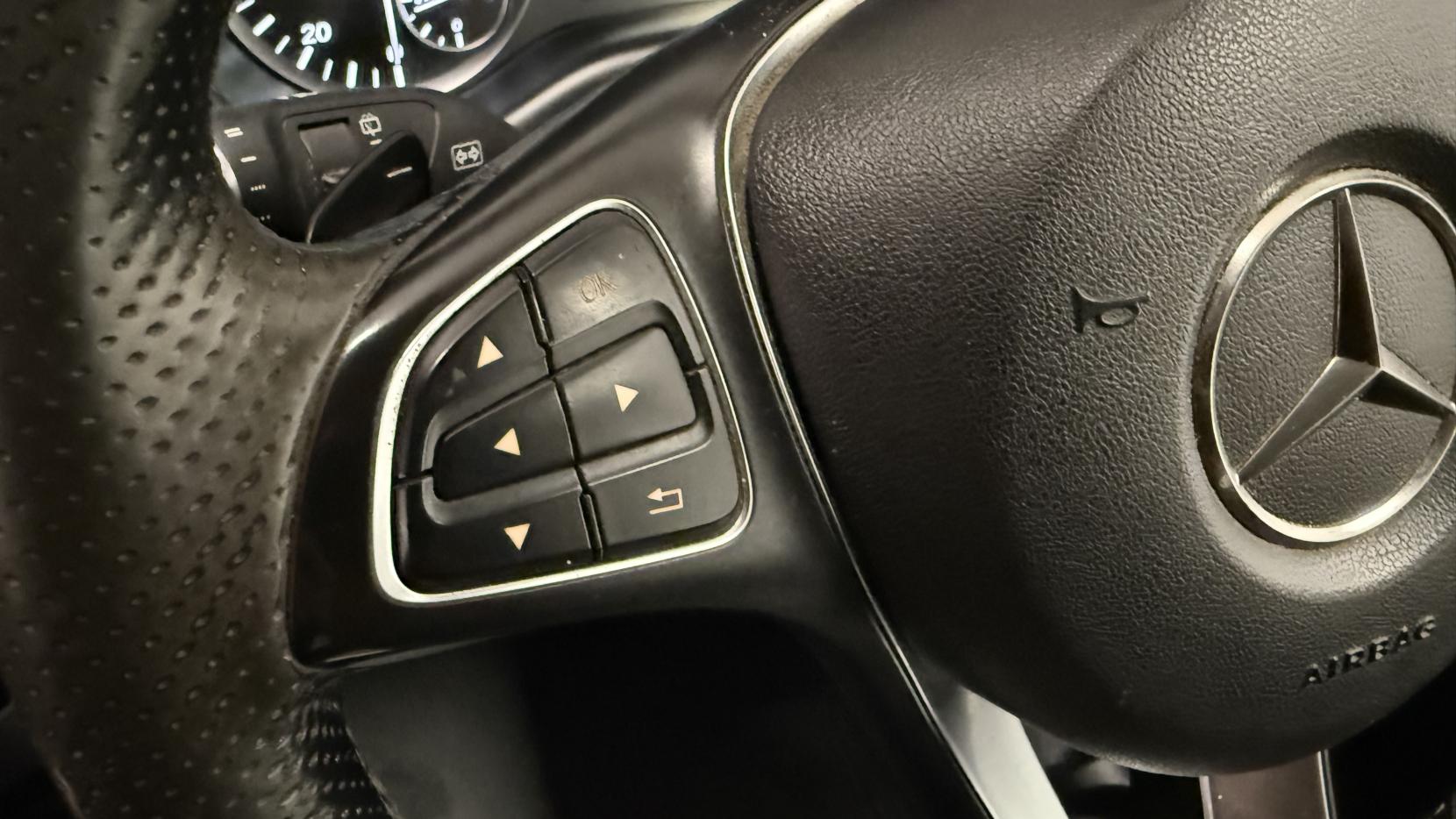 Mercedes-Benz Vito 2.1 119 CDI BlueTEC Sport Crew Van Double Cab 5dr Diesel G-Tronic+ RWD L1 Euro 6 (s/s) (190 ps)