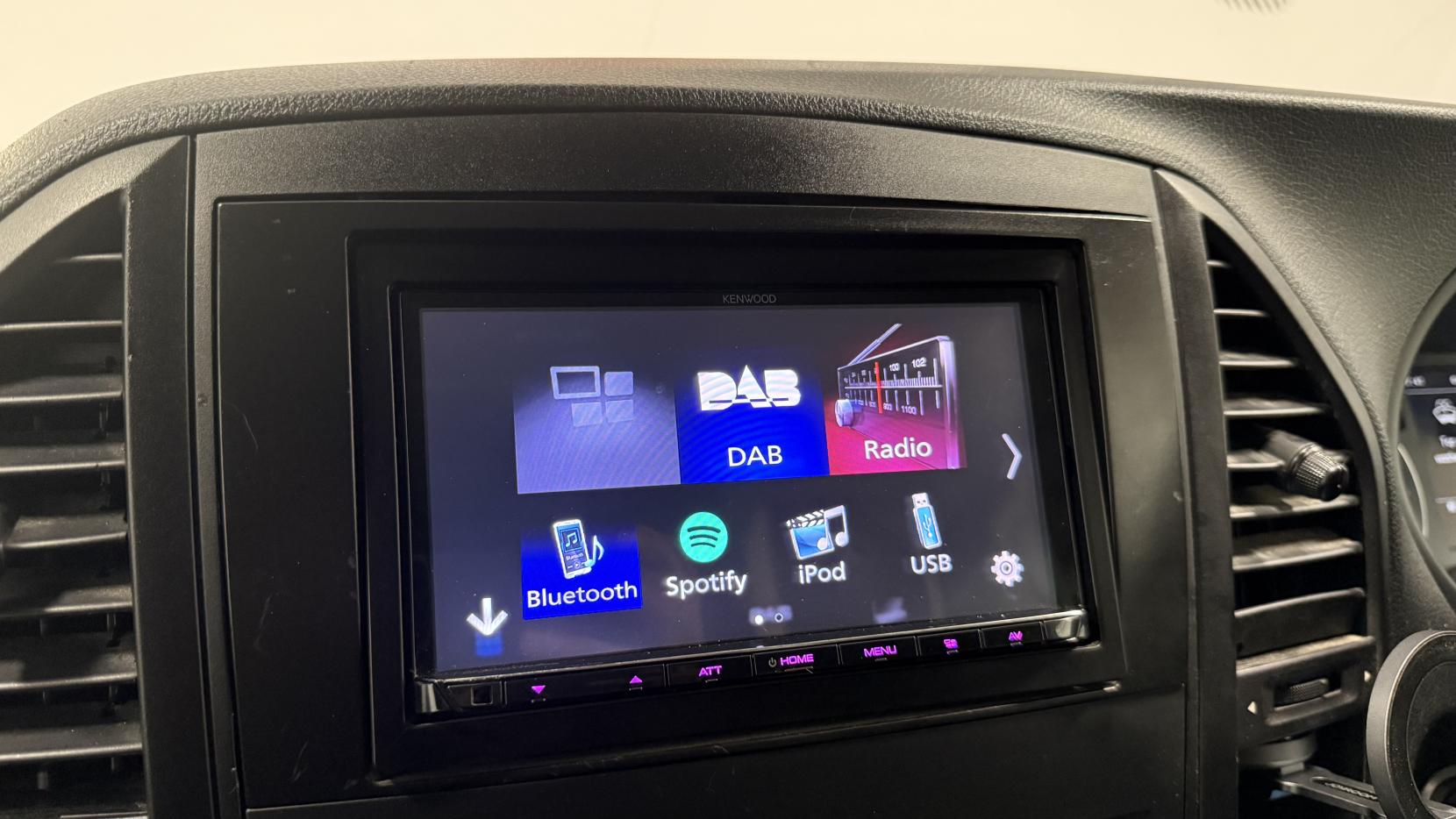 Mercedes-Benz Vito 2.1 119 CDI BlueTEC Sport Crew Van Double Cab 5dr Diesel G-Tronic+ RWD L1 Euro 6 (s/s) (190 ps)