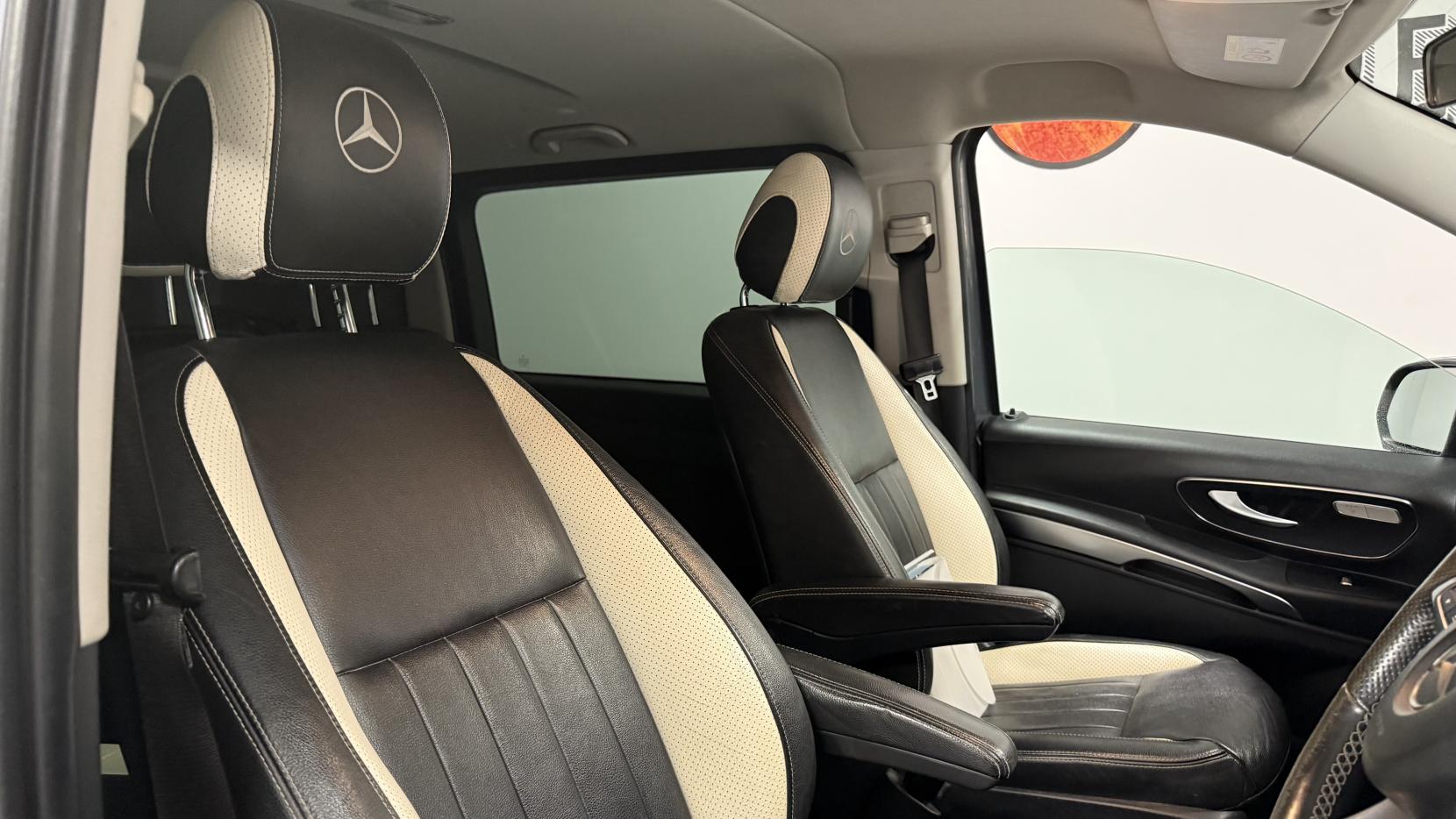 Mercedes-Benz Vito 2.1 119 CDI BlueTEC Sport Crew Van Double Cab 5dr Diesel G-Tronic+ RWD L1 Euro 6 (s/s) (190 ps)