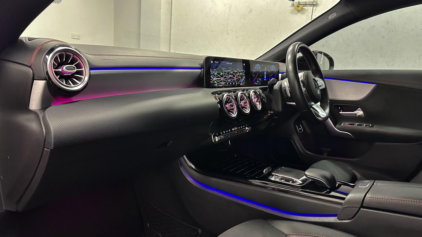 Mercedes-Benz A Class 1.5 A180d AMG Line (Premium) Hatchback 5dr Diesel 7G-DCT Euro 6 (s/s) (116 ps)