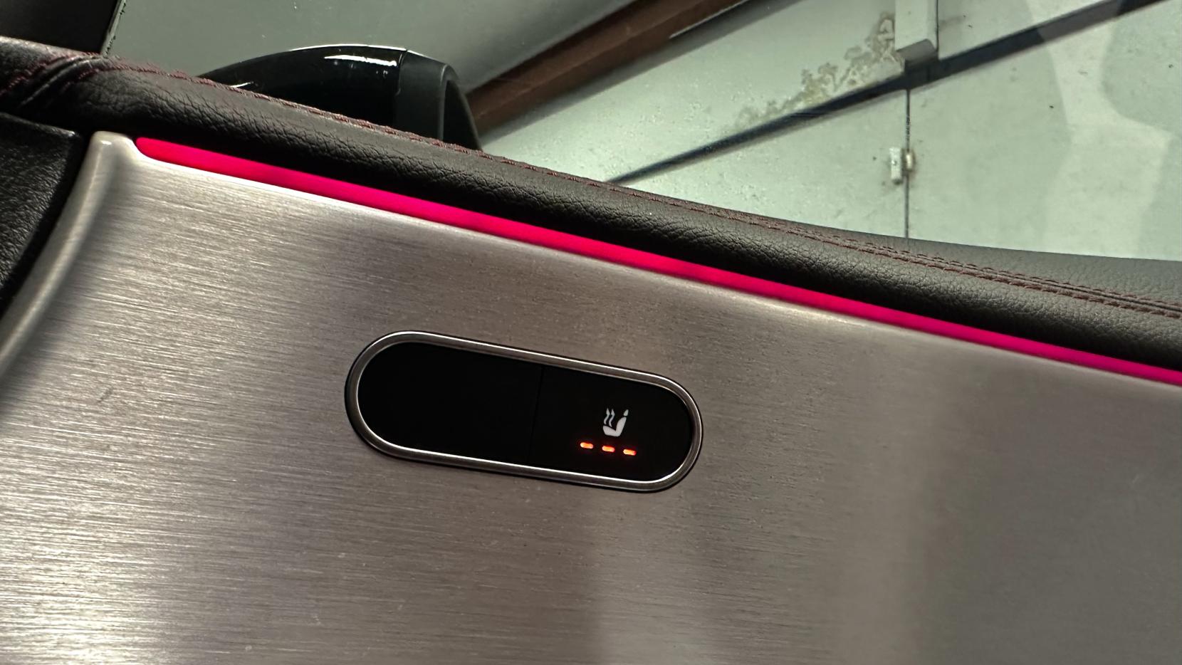 Mercedes-Benz A Class 1.5 A180d AMG Line (Premium) Hatchback 5dr Diesel 7G-DCT Euro 6 (s/s) (116 ps)