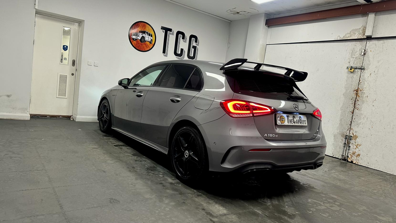 Mercedes-Benz A Class 1.5 A180d AMG Line (Premium) Hatchback 5dr Diesel 7G-DCT Euro 6 (s/s) (116 ps)