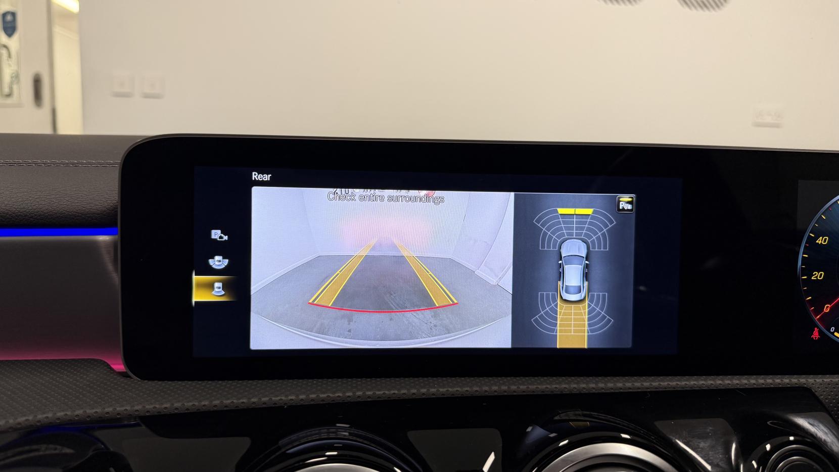 Mercedes-Benz A Class 1.5 A180d AMG Line (Premium) Hatchback 5dr Diesel 7G-DCT Euro 6 (s/s) (116 ps)