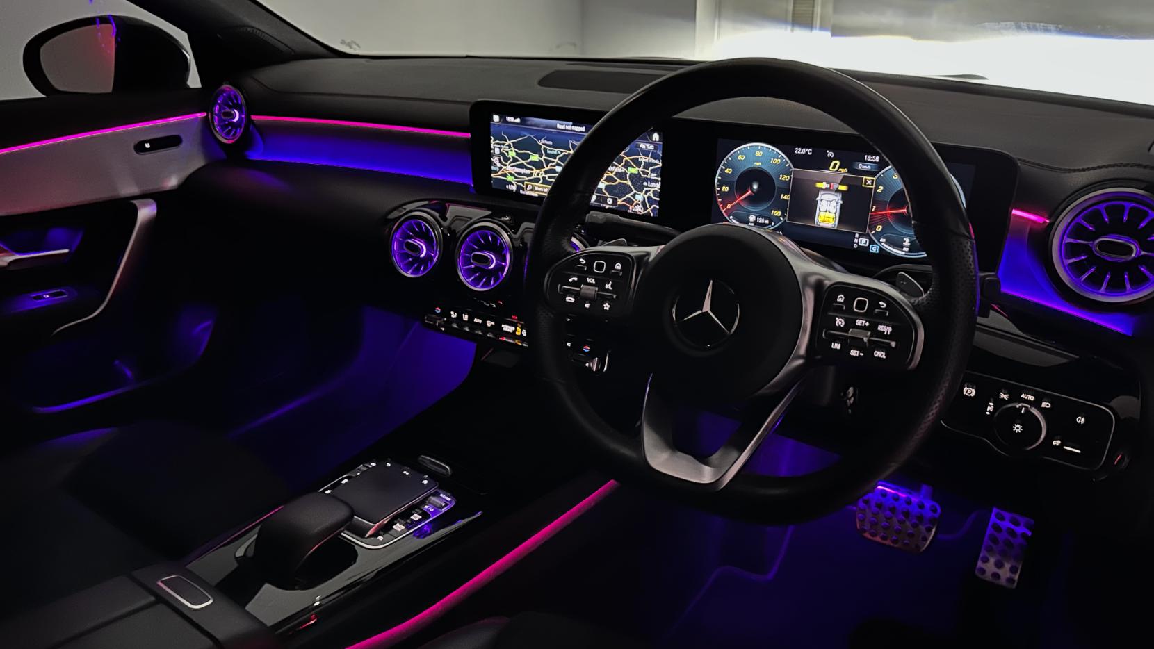 Mercedes-Benz A Class 1.5 A180d AMG Line (Premium) Hatchback 5dr Diesel 7G-DCT Euro 6 (s/s) (116 ps)