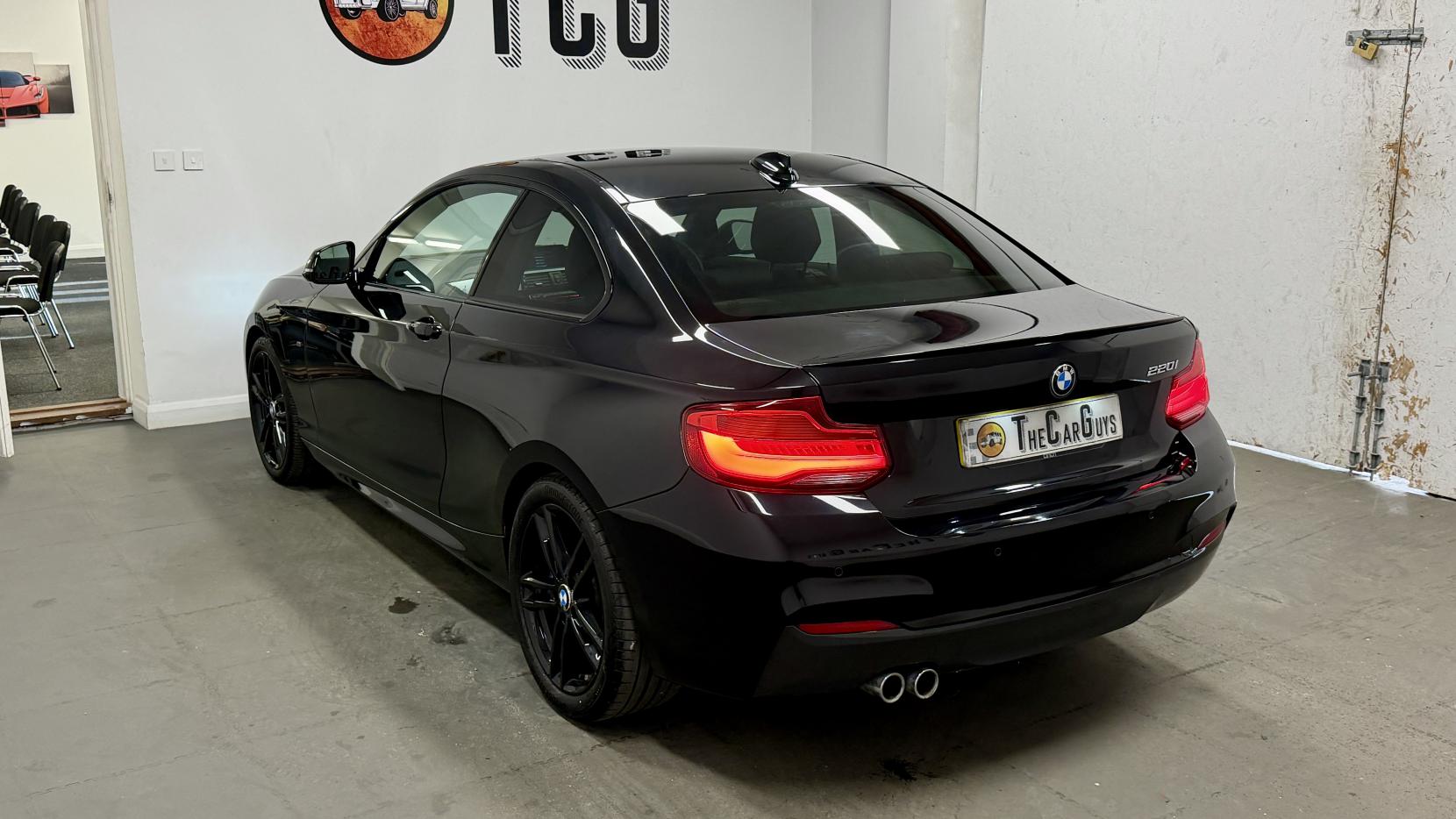 BMW 2 Series 2.0 220i M Sport Coupe 2dr Petrol Auto Euro 6 (s/s) (184 ps)