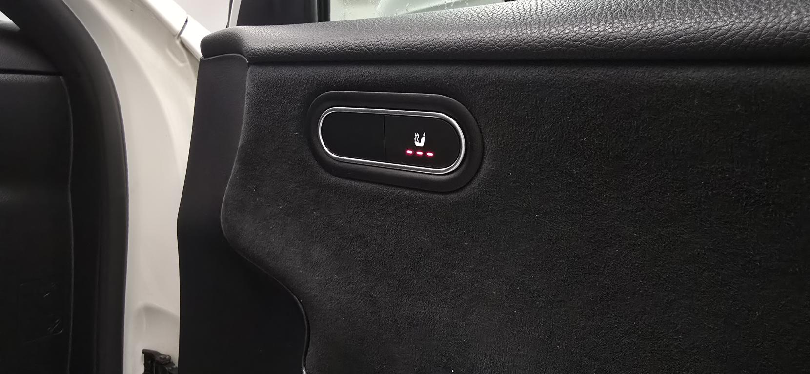 Mercedes-Benz A Class 1.5 A180d AMG Line (Premium) Hatchback 5dr Diesel 7G-DCT Euro 6 (s/s) (116 ps)