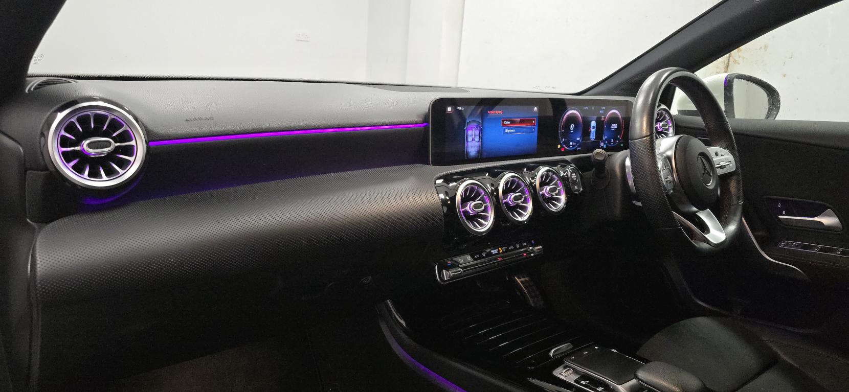 Mercedes-Benz A Class 1.5 A180d AMG Line (Premium) Hatchback 5dr Diesel 7G-DCT Euro 6 (s/s) (116 ps)