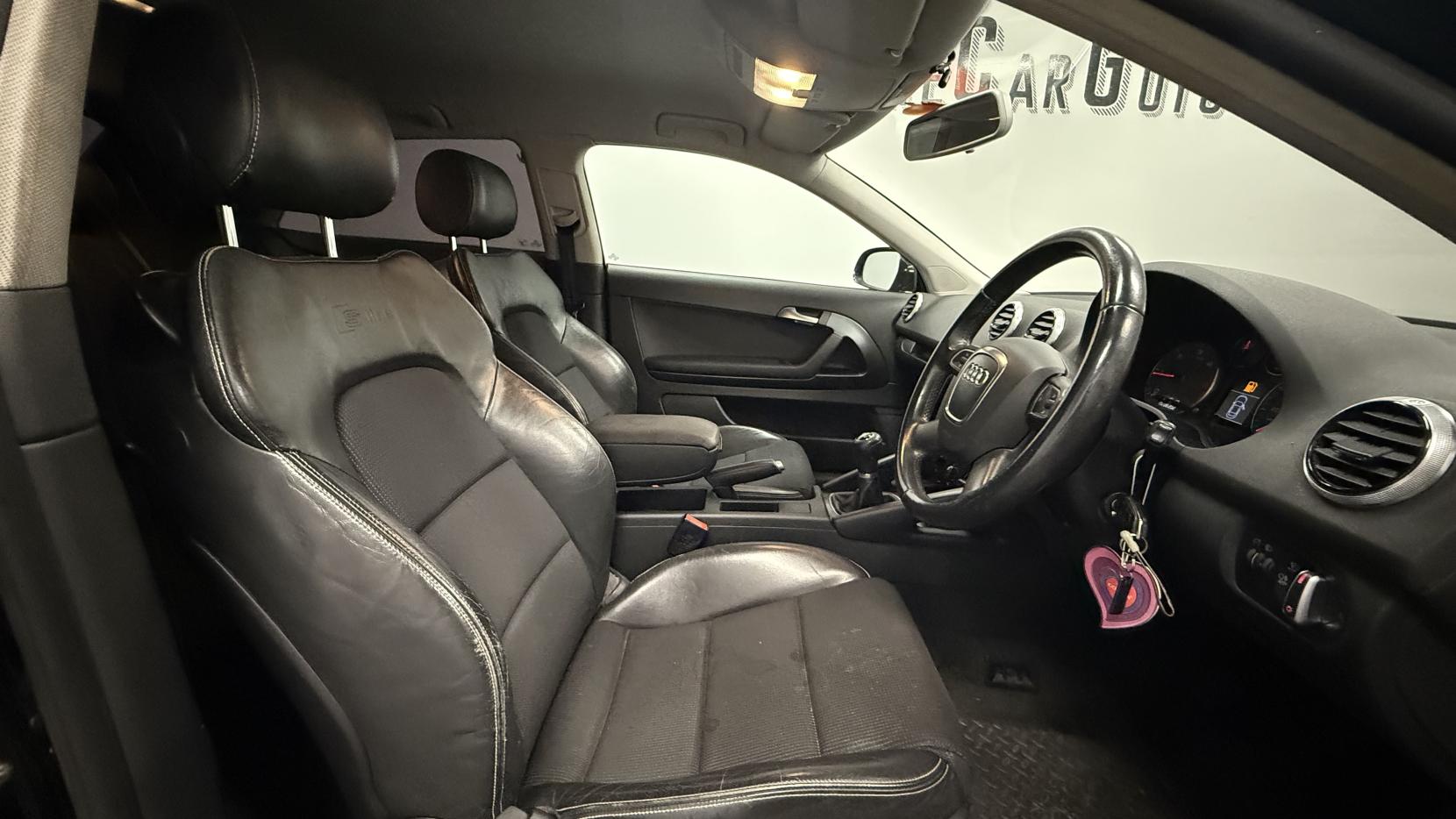 Audi A3 1.6 TDI SE Hatchback 3dr Diesel Manual Euro 5 (s/s) (105 ps)