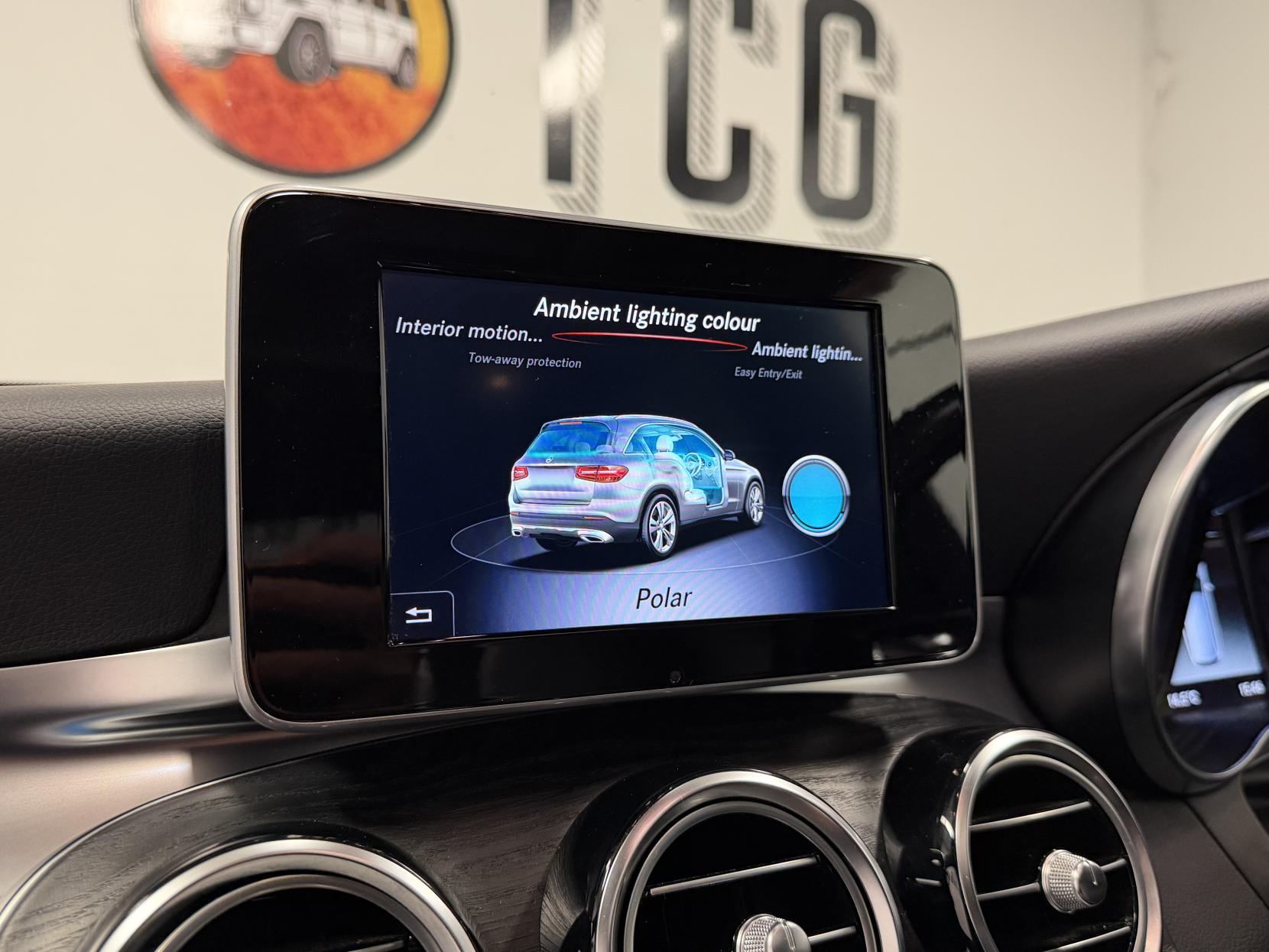 Mercedes-Benz GLC 2.1 GLC250d AMG Line (Premium) SUV 5dr Diesel G-Tronic 4MATIC Euro 6 (s/s) (204 ps)