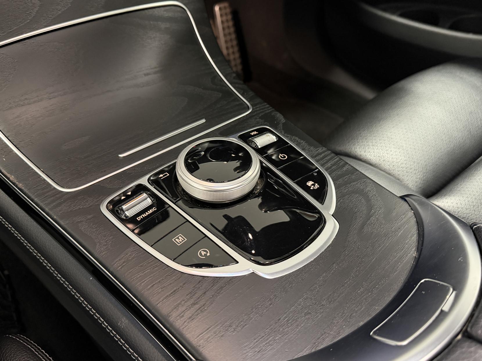 Mercedes-Benz GLC 2.1 GLC250d AMG Line (Premium) SUV 5dr Diesel G-Tronic 4MATIC Euro 6 (s/s) (204 ps)