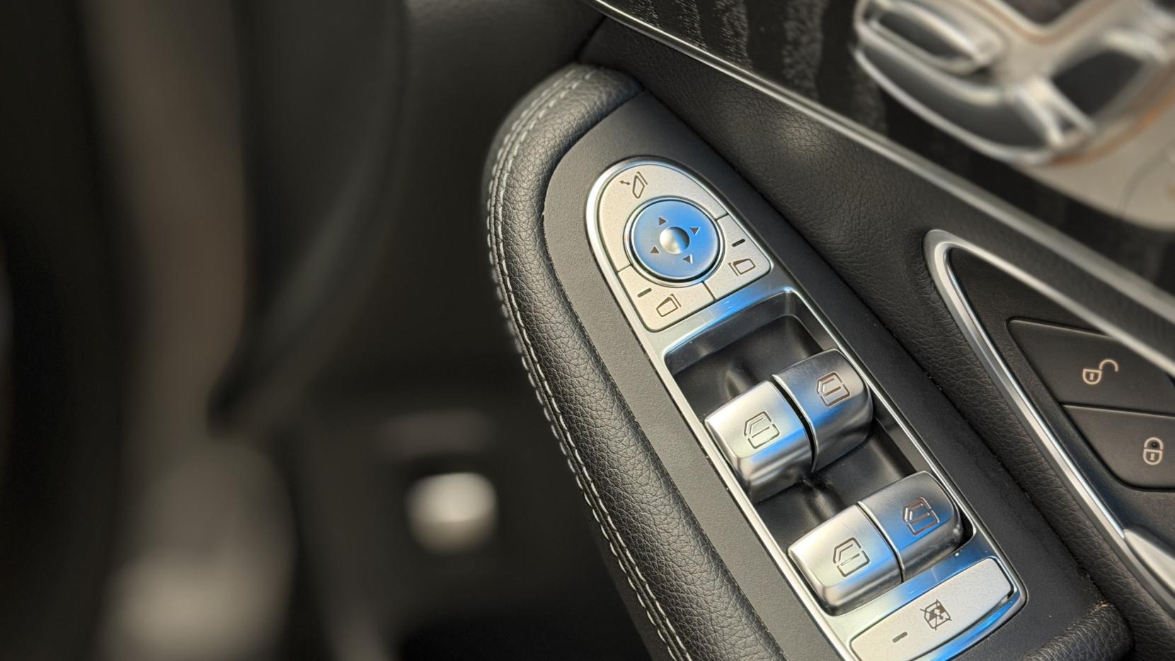 Mercedes-Benz GLC 2.1 GLC250d AMG Line (Premium) SUV 5dr Diesel G-Tronic 4MATIC Euro 6 (s/s) (204 ps)