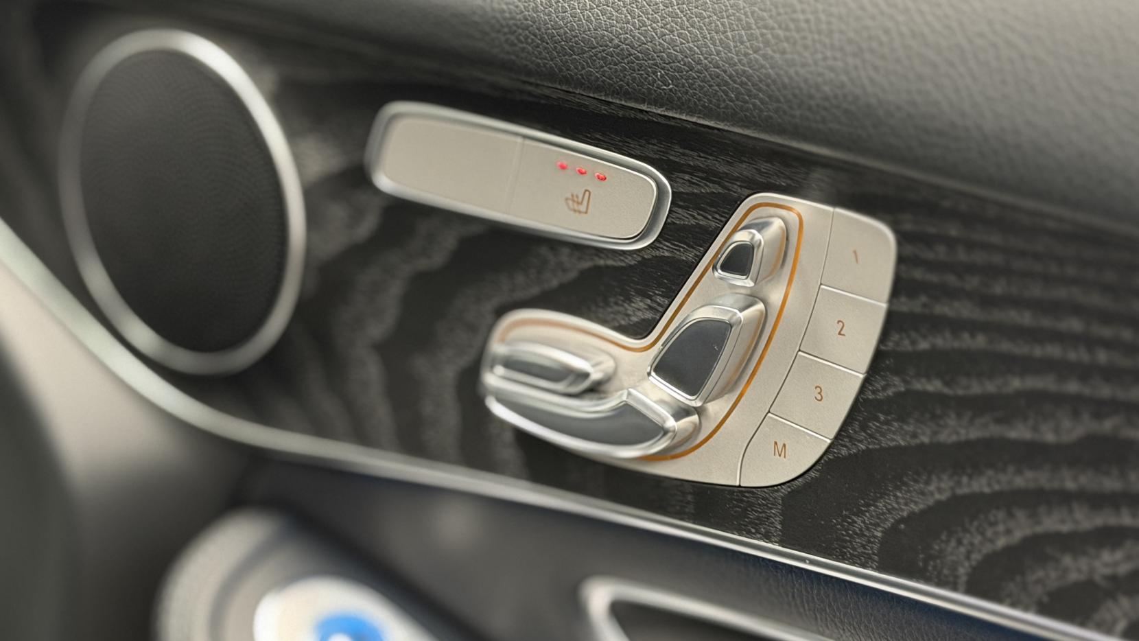 Mercedes-Benz GLC 2.1 GLC250d AMG Line (Premium) SUV 5dr Diesel G-Tronic 4MATIC Euro 6 (s/s) (204 ps)