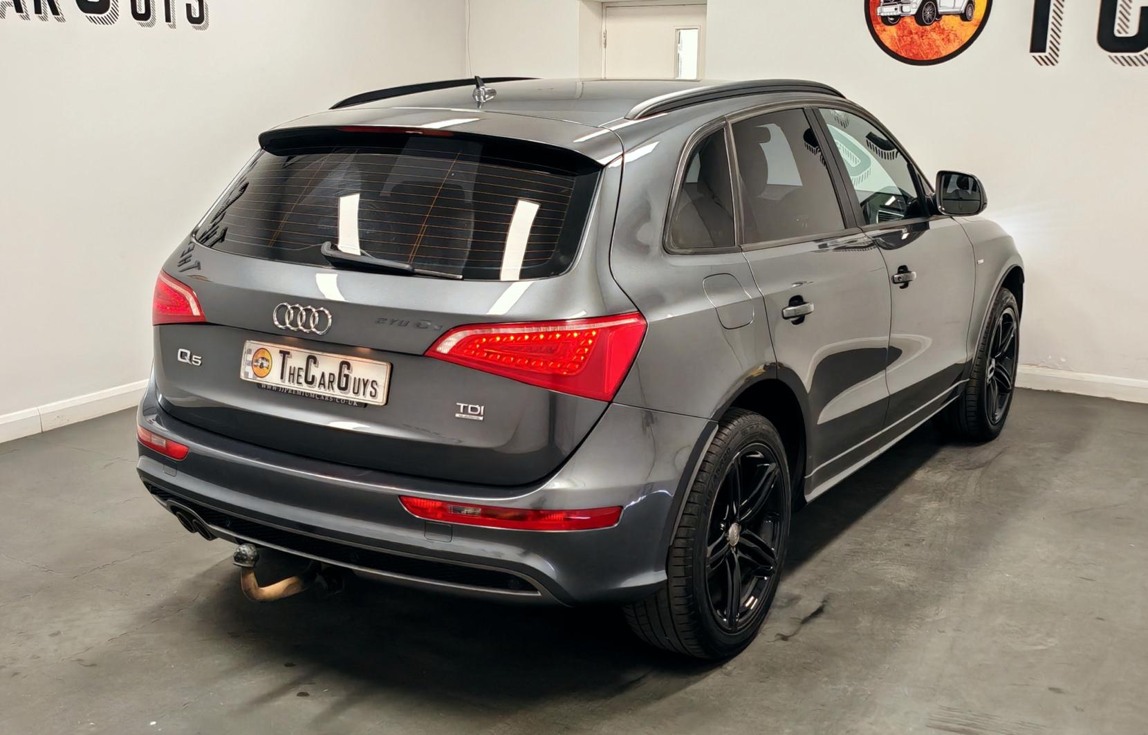 Audi Q5 2.0 TDI S line SUV 5dr Diesel S Tronic quattro Euro 5 (s/s) (177 ps)