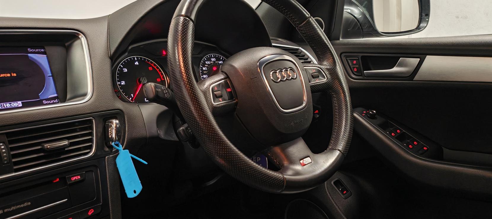 Audi Q5 2.0 TDI S line SUV 5dr Diesel S Tronic quattro Euro 5 (s/s) (177 ps)