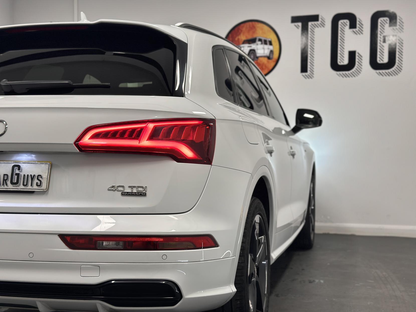 Audi Q5 2.0 TDI 40 Black Edition SUV 5dr Diesel S Tronic quattro Euro 6 (s/s) (190 ps)