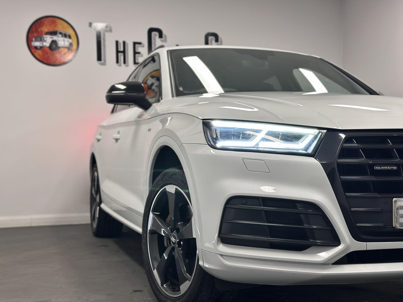 Audi Q5 2.0 TDI 40 Black Edition SUV 5dr Diesel S Tronic quattro Euro 6 (s/s) (190 ps)