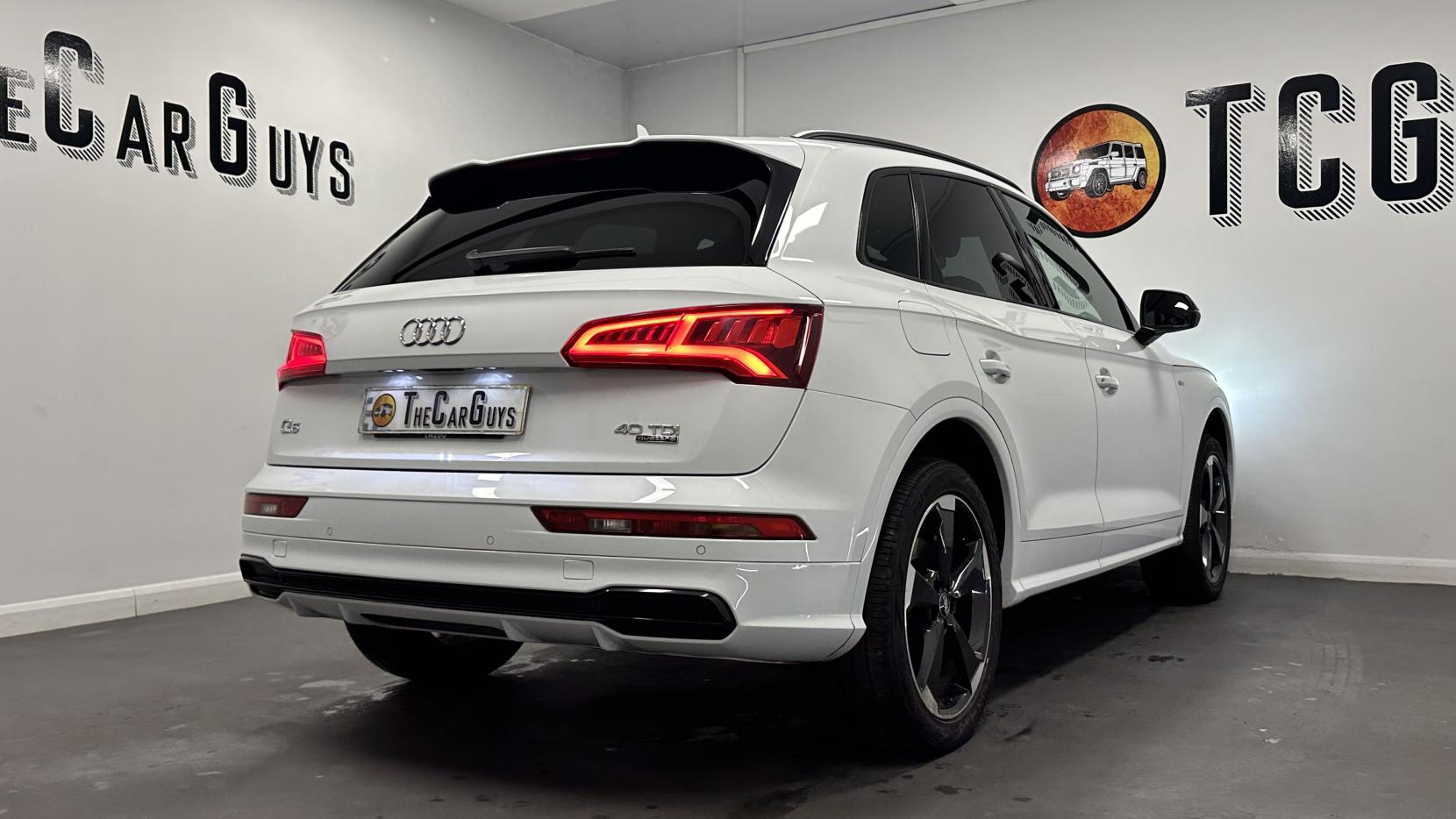 Audi Q5 2.0 TDI 40 Black Edition SUV 5dr Diesel S Tronic quattro Euro 6 (s/s) (190 ps)