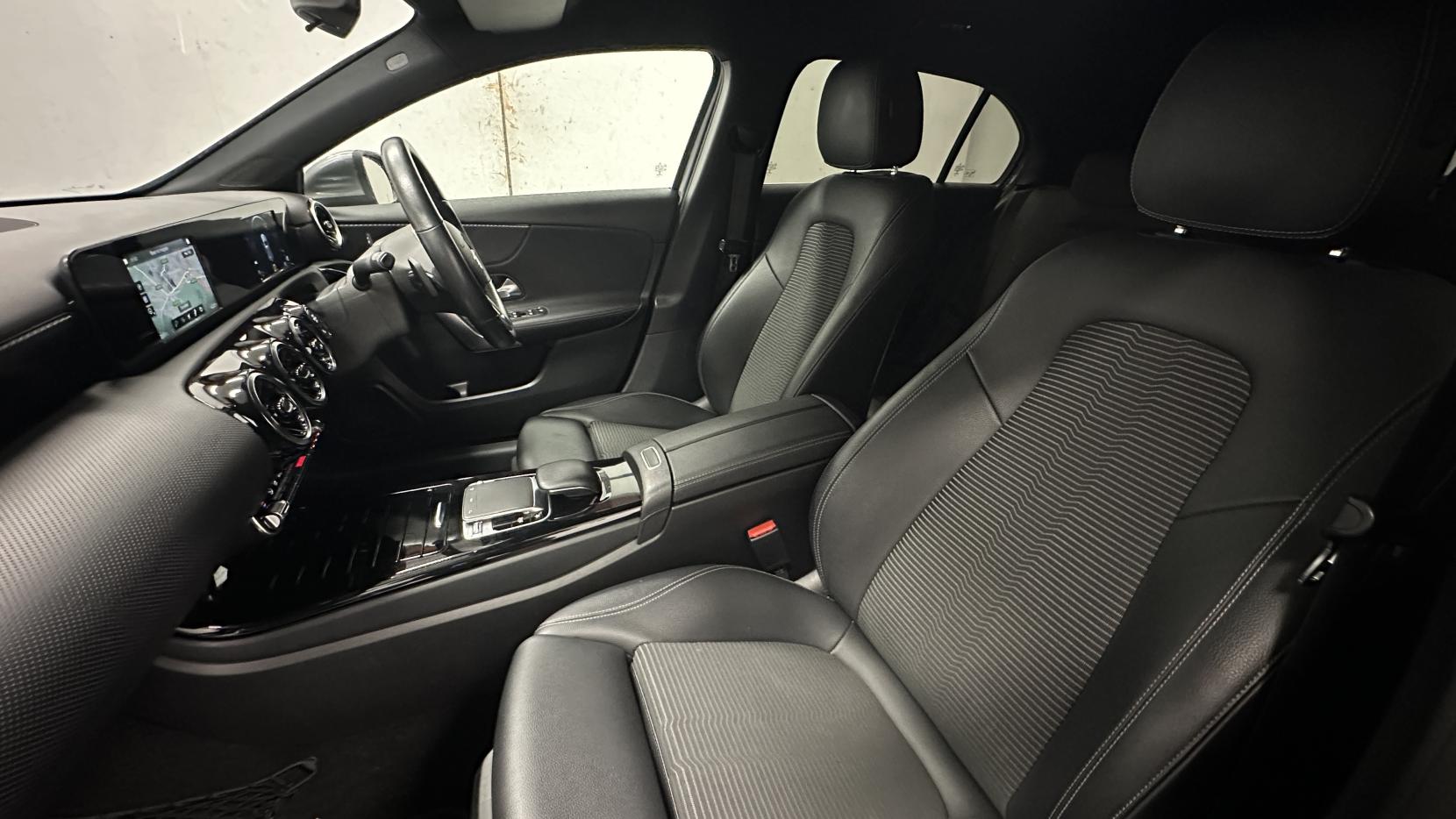 Mercedes-Benz A Class 1.5 A180d Sport Hatchback 5dr Diesel 7G-DCT Euro 6 (s/s) (116 ps)