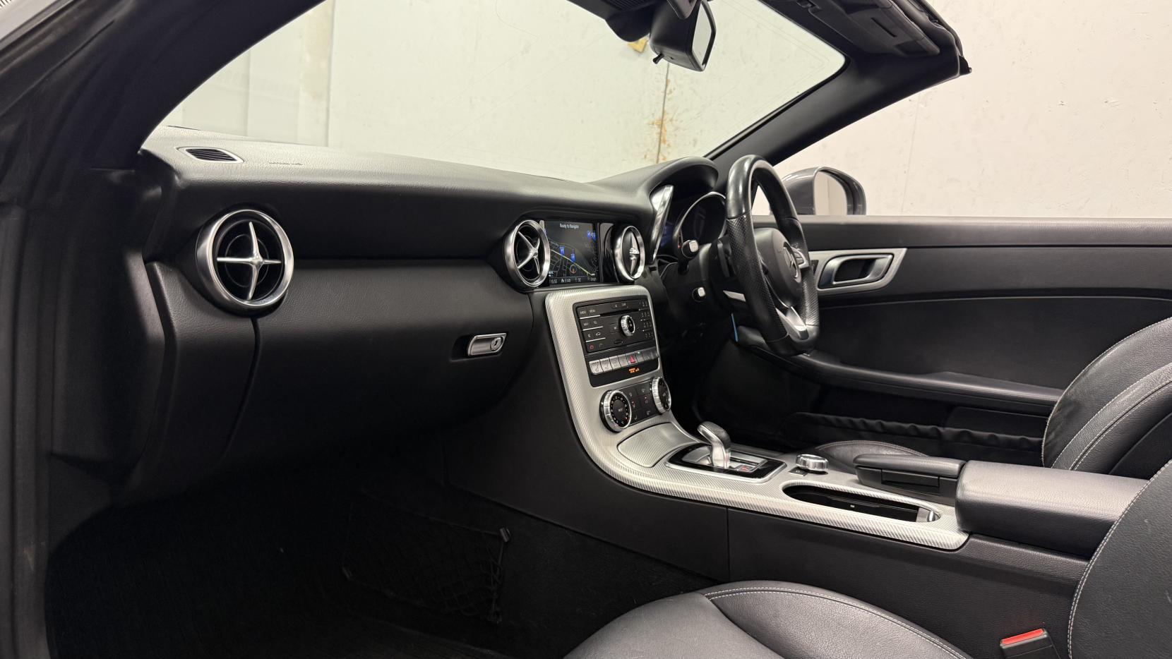 Mercedes-Benz SLC 2.0 SLC200 Sport Convertible 2dr Petrol G-Tronic Euro 6 (s/s) (184 ps)