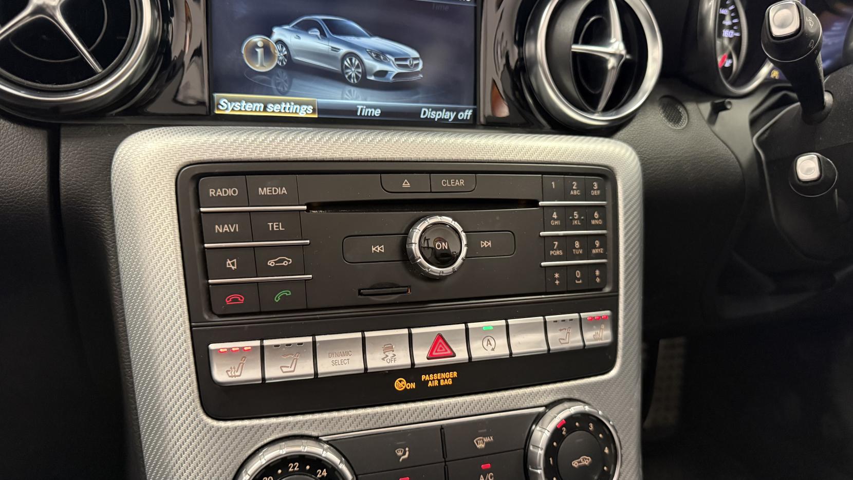 Mercedes-Benz SLC 2.0 SLC200 Sport Convertible 2dr Petrol G-Tronic Euro 6 (s/s) (184 ps)