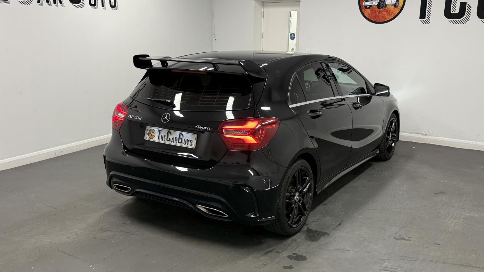 Mercedes-Benz A Class 2.1 A220d AMG Line (Premium) Hatchback 5dr Diesel 7G-DCT 4MATIC Euro 6 (s/s) (177 ps)