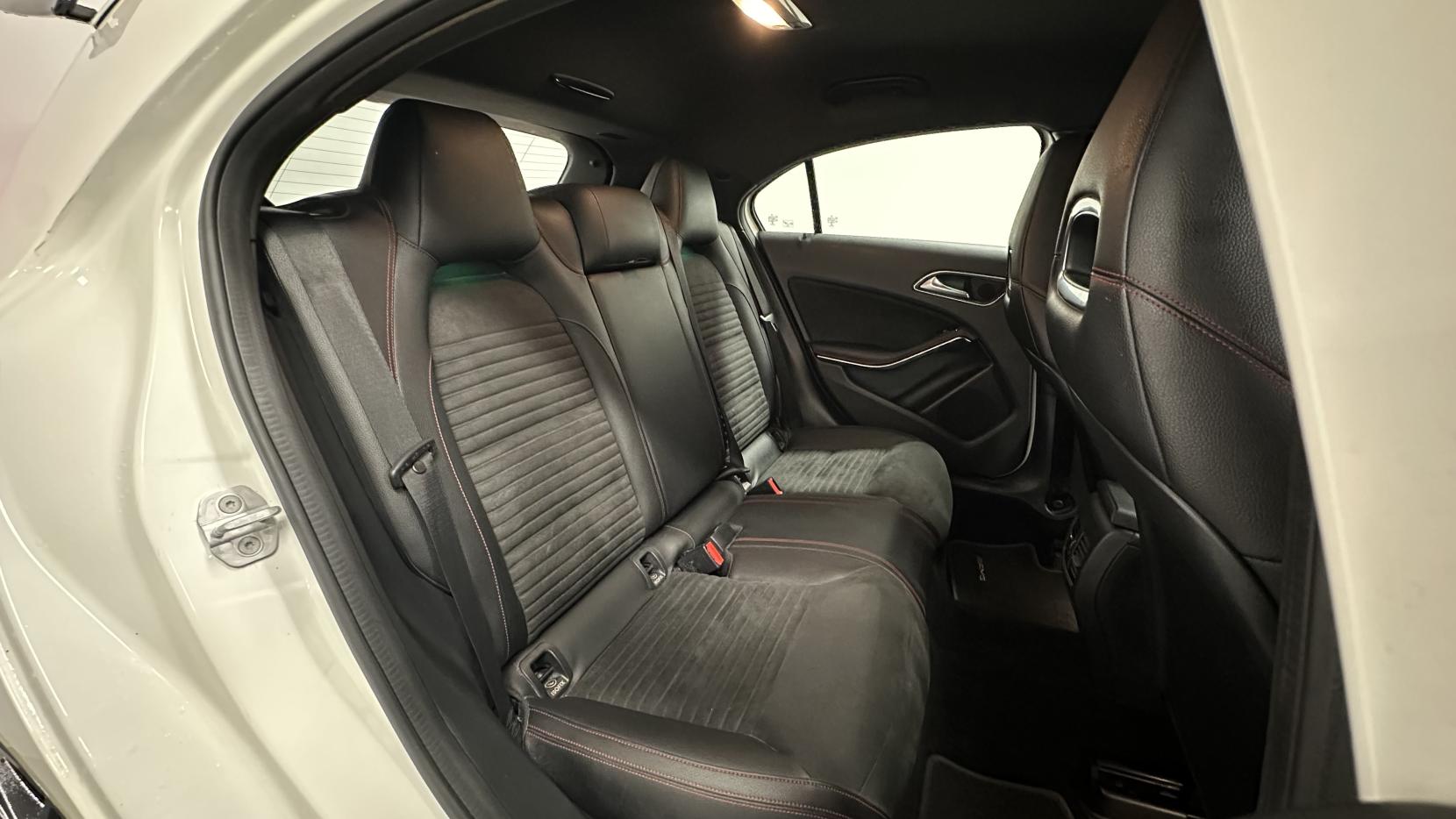 Mercedes-Benz A Class 1.6 A180 AMG Line (Premium) Hatchback 5dr Petrol 7G-DCT Euro 6 (s/s) (122 ps)