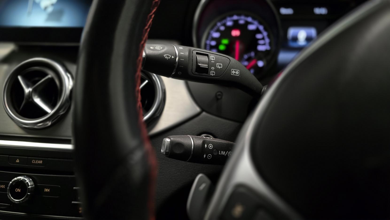 Mercedes-Benz GLA 1.6 GLA180 AMG Line Edition SUV 5dr Petrol 7G-DCT Euro 6 (s/s) (122 ps)