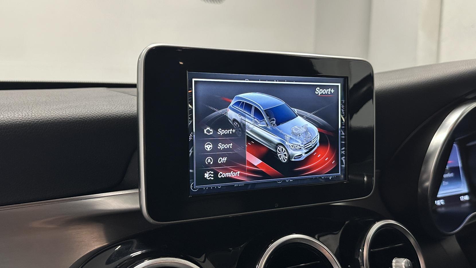 Mercedes-Benz C Class 2.1 C220d Sport Estate 5dr Diesel G-Tronic+ Euro 6 (s/s) (170 ps)