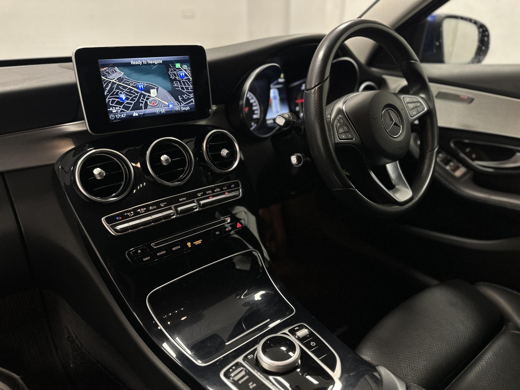 Mercedes-Benz C Class 2.1 C220d Sport Estate 5dr Diesel G-Tronic+ Euro 6 (s/s) (170 ps)