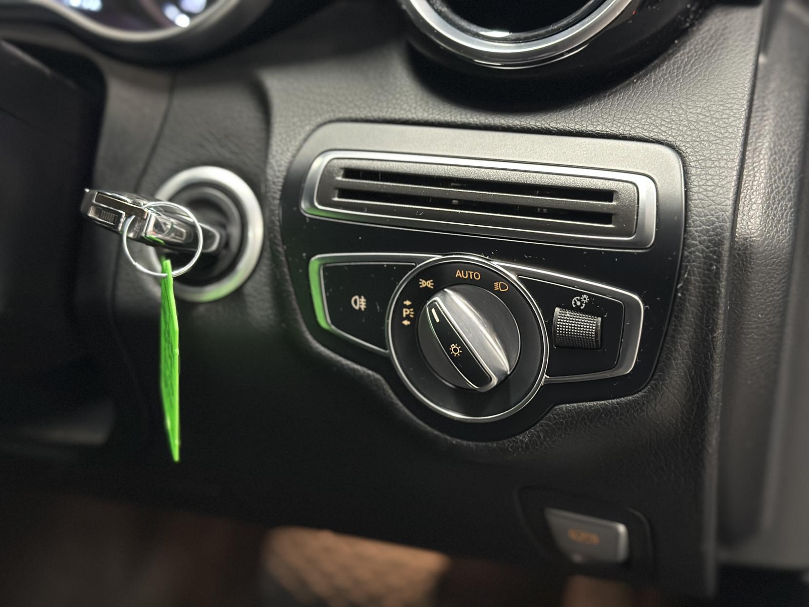 Mercedes-Benz C Class 2.1 C220d Sport Estate 5dr Diesel G-Tronic+ Euro 6 (s/s) (170 ps)