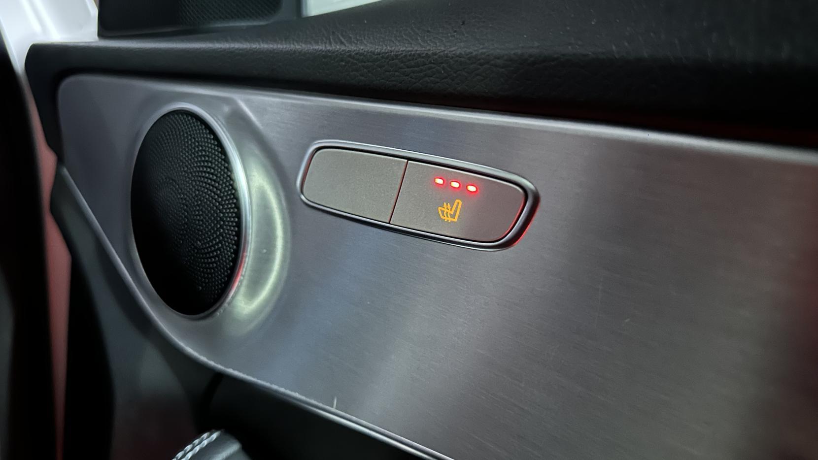 Mercedes-Benz C Class 2.1 C220d AMG Line Saloon 4dr Diesel Manual Euro 6 (s/s) (170 ps)