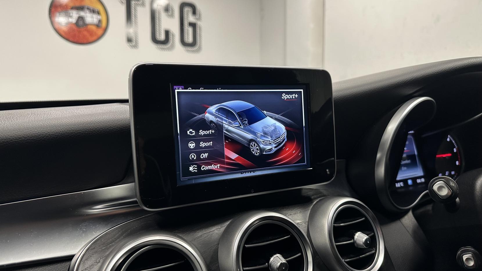 Mercedes-Benz C Class 2.1 C220d AMG Line Saloon 4dr Diesel Manual Euro 6 (s/s) (170 ps)