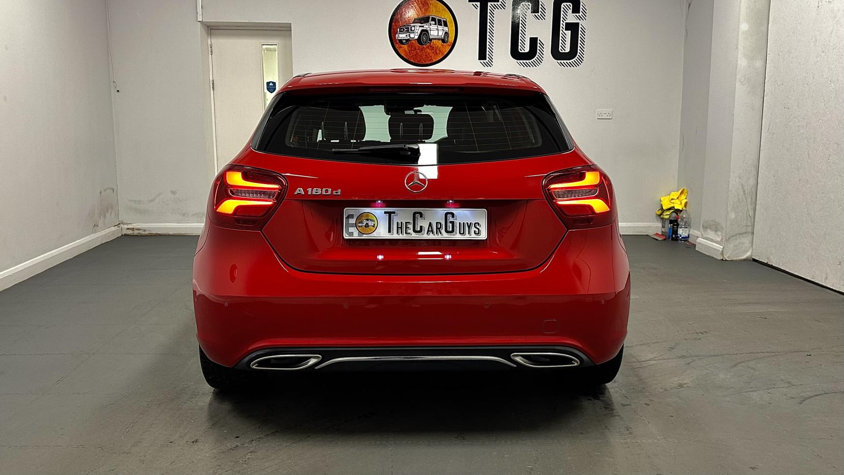 Mercedes-Benz A Class 1.5 A180d Sport (Premium) Hatchback 5dr Diesel 7G-DCT Euro 6 (s/s) (109 ps)