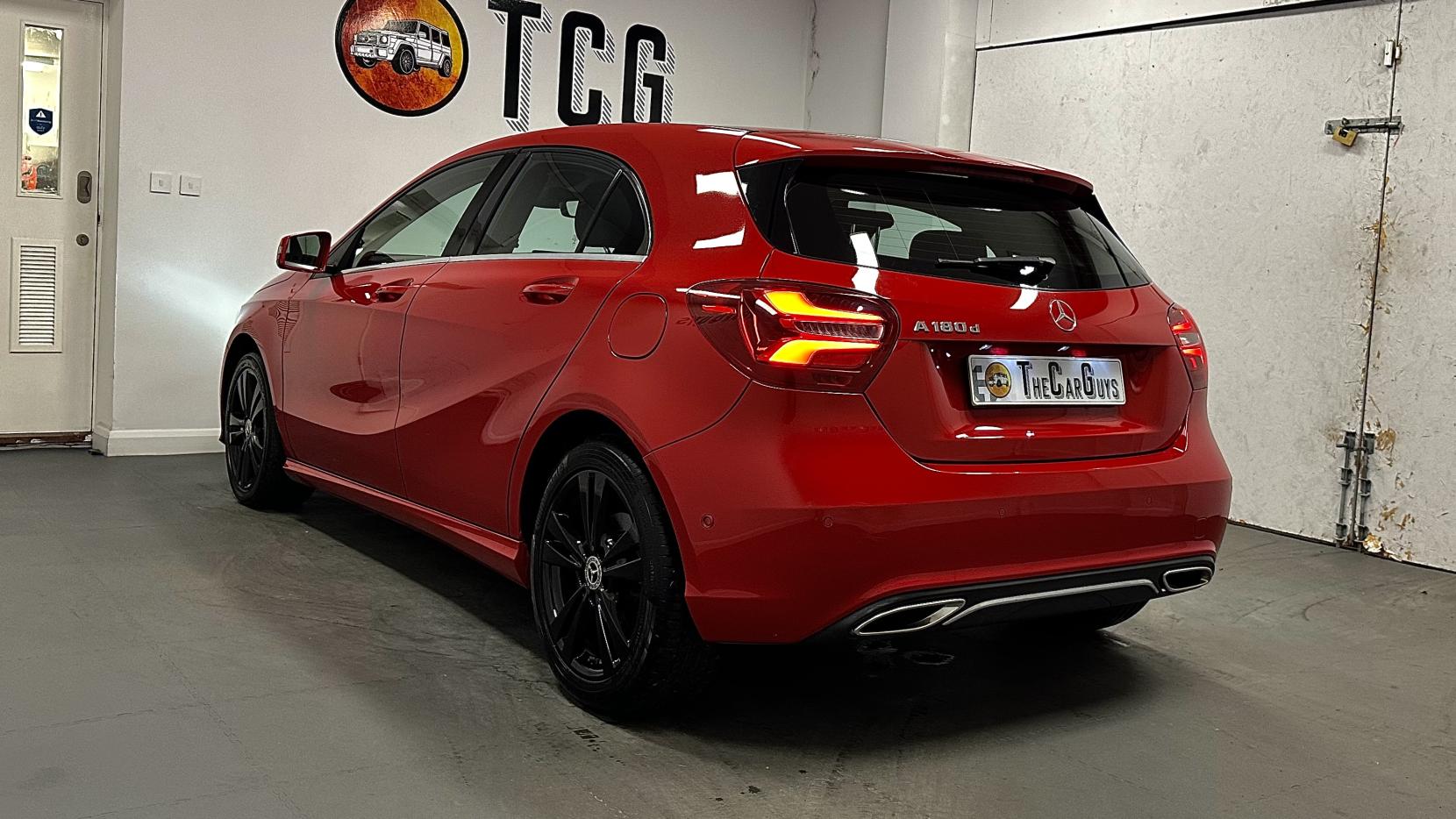 Mercedes-Benz A Class 1.5 A180d Sport (Premium) Hatchback 5dr Diesel 7G-DCT Euro 6 (s/s) (109 ps)