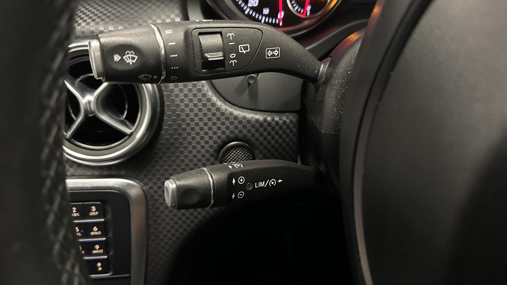 Mercedes-Benz A Class 1.5 A180d Sport (Premium) Hatchback 5dr Diesel 7G-DCT Euro 6 (s/s) (109 ps)