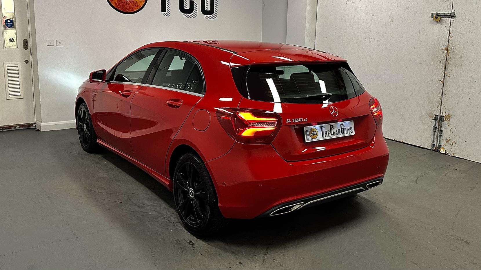 Mercedes-Benz A Class 1.5 A180d Sport (Premium) Hatchback 5dr Diesel 7G-DCT Euro 6 (s/s) (109 ps)