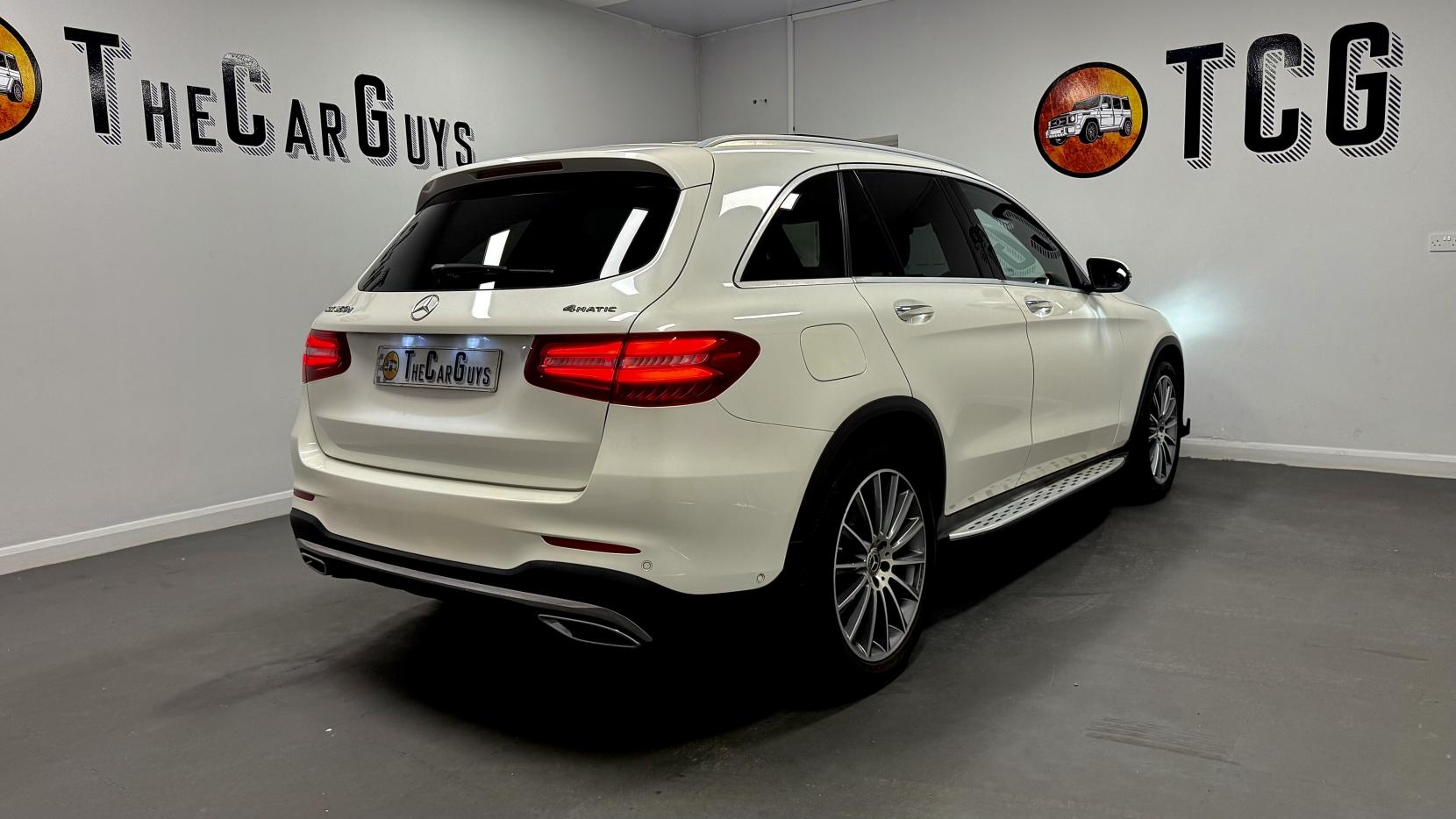 Mercedes-Benz GLC 3.0 GLC350d V6 AMG Line (Premium Plus) SUV 5dr Diesel G-Tronic 4MATIC Euro 6 (s/s) (258 ps)