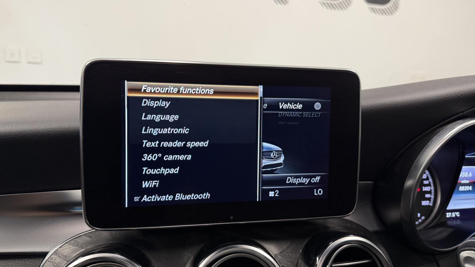 Mercedes-Benz GLC 3.0 GLC350d V6 AMG Line (Premium Plus) SUV 5dr Diesel G-Tronic 4MATIC Euro 6 (s/s) (258 ps)