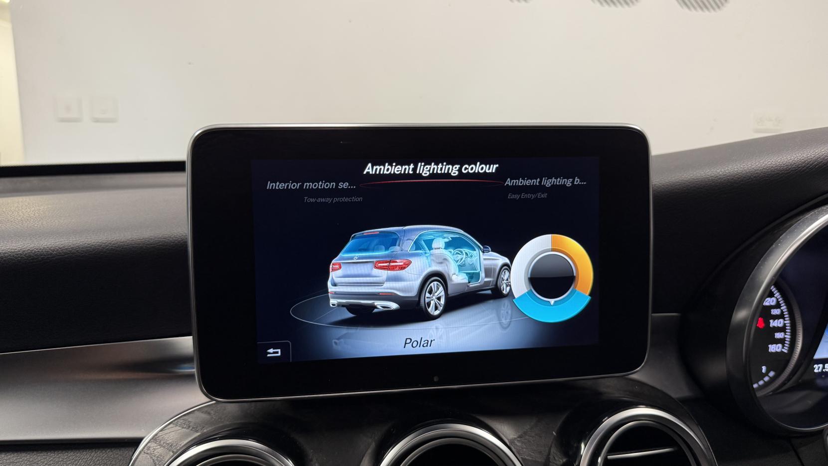 Mercedes-Benz GLC 3.0 GLC350d V6 AMG Line (Premium Plus) SUV 5dr Diesel G-Tronic 4MATIC Euro 6 (s/s) (258 ps)