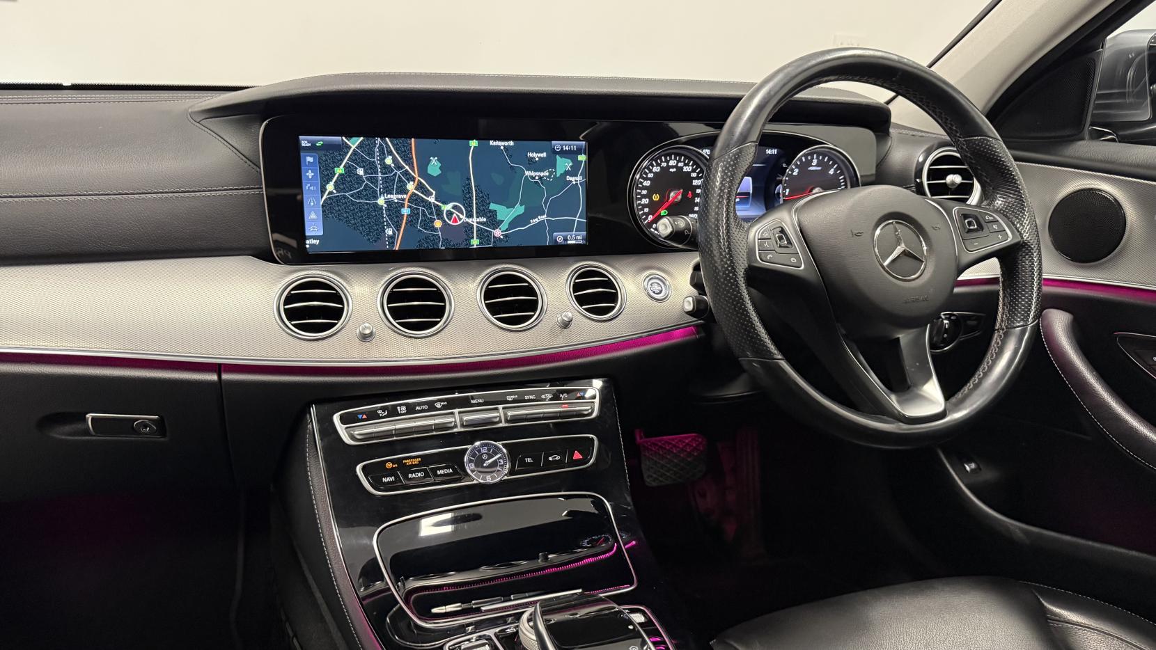 Mercedes-Benz E Class 2.0 E220d SE (Premium) Estate 5dr Diesel G-Tronic+ Euro 6 (s/s) (194 ps)